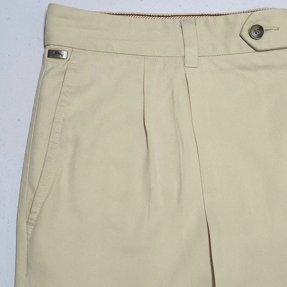 Tommy Bahama Silk Cotton Blend Pleated Herringbone Shorts Mens 38 Cream Y2K